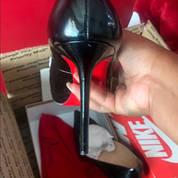 Christian Louboutin Pigalle patent leather heels 40 - Picture 12 of 13